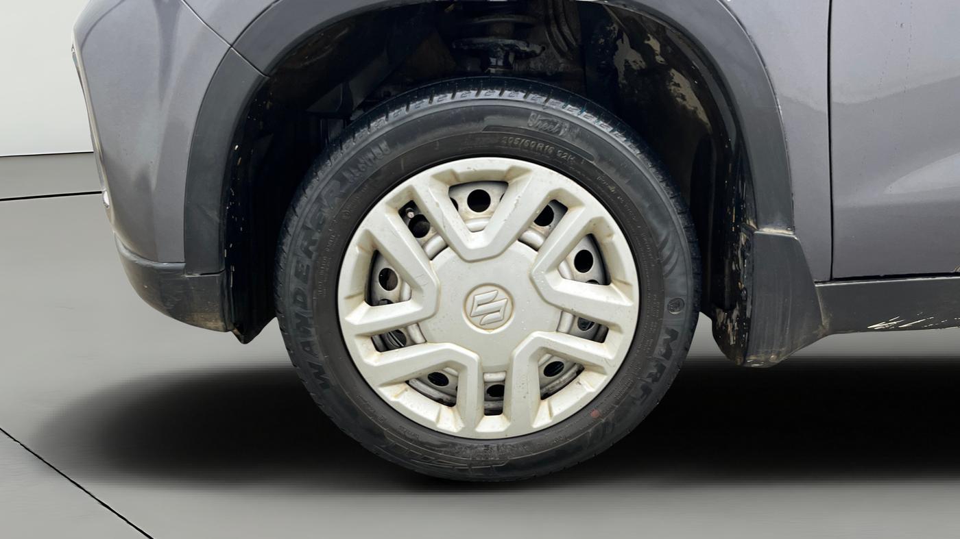 2021 Maruti Vitara Brezza LXI, Petrol, Manual, 62,197 km, Left Front Wheel