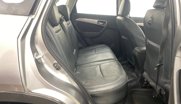 2016 Maruti Vitara Brezza ZDI PLUS, Diesel, Manual, 95,612 km, Right Side Rear Door Cabin