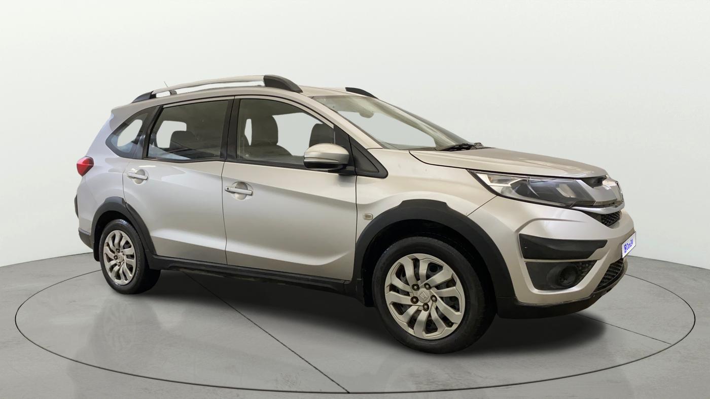 2016 Honda BR-V 1.5L I-VTEC S, Petrol, Manual, 28,582 km, Right Front Diagonal