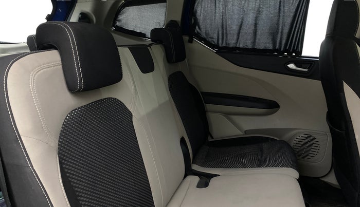 2021 Renault TRIBER RXZ, Petrol, Manual, 7,467 km, Right Side Rear Door Cabin