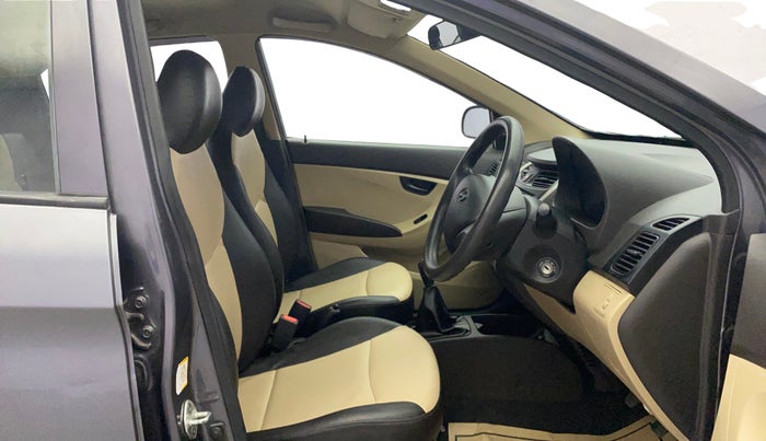 2016 Hyundai Eon ERA +, Petrol, Manual, 1,04,823 km, Right Side Front Door Cabin