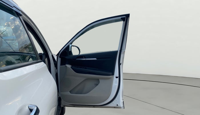 2021 KIA SONET HTX 1.0 IMT, Petrol, Manual, 31,944 km, RHS Front Door