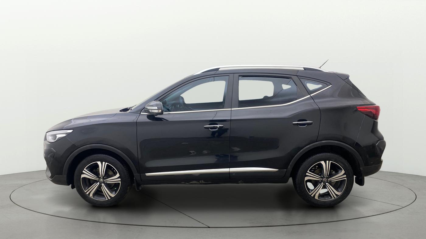 2022 MG ASTOR SMART 1.5 MT, Petrol, Manual, 38,946 km, Left Side
