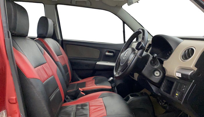 2014 Maruti Wagon R 1.0 LXI CNG, CNG, Manual, 99,123 km, Right Side Front Door Cabin