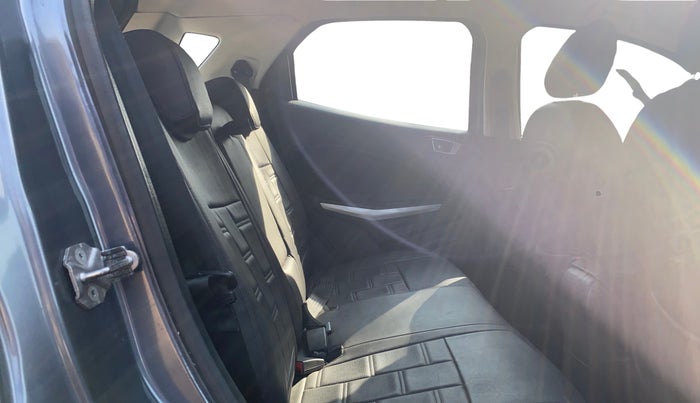 2018 Ford Ecosport TITANIUM 1.5L DIESEL, Diesel, Manual, 70,158 km, Right Side Rear Door Cabin