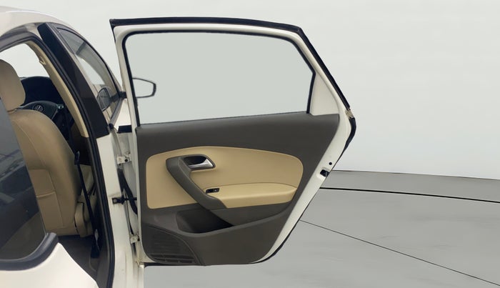 2016 Volkswagen Vento HIGHLINE DIESEL 1.5, Diesel, Manual, 1,19,043 km, RHS Rear Door