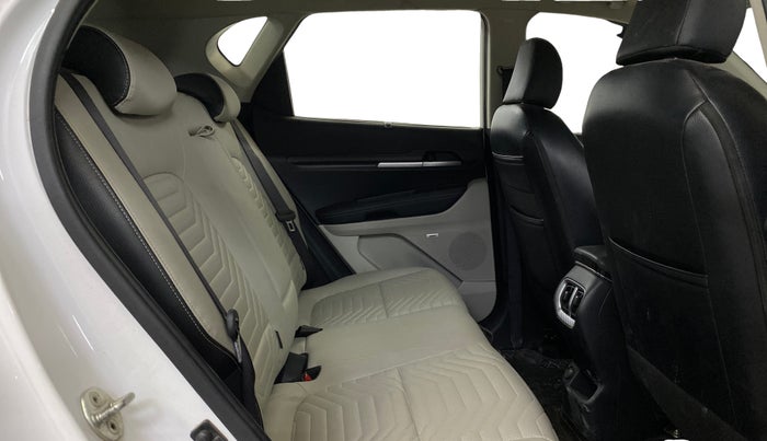 2022 KIA SONET HTX PLUS 1.0 IMT, Petrol, Manual, 20,678 km, Right Side Rear Door Cabin