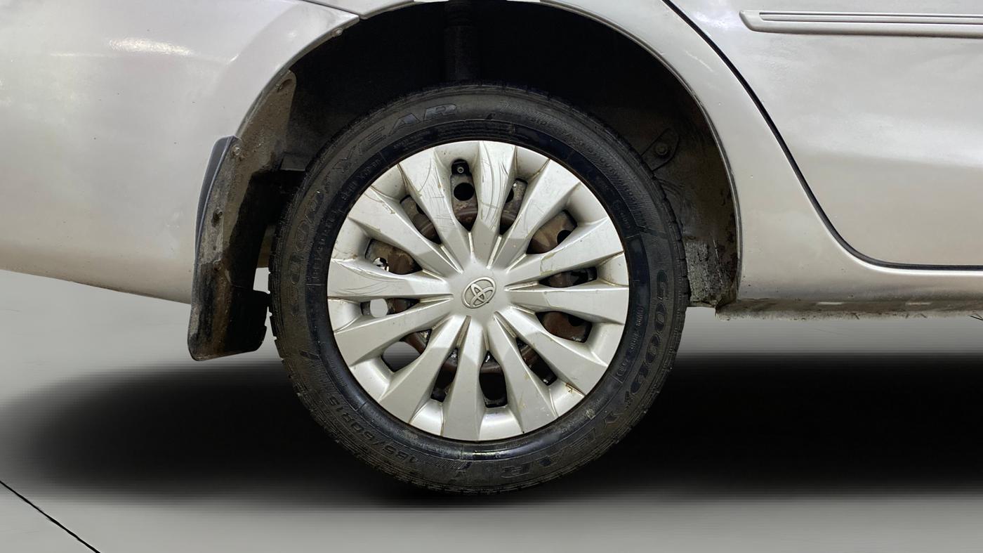 2013 Toyota Etios Liva G EXCLUSIVE, Petrol, Manual, 65,318 km, Right Rear Wheel