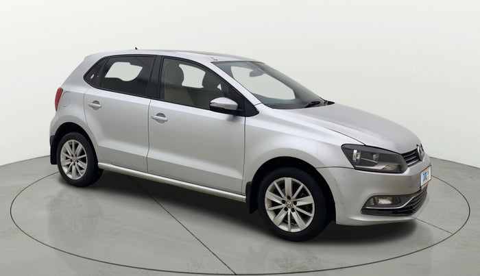 2016 Volkswagen Polo HIGHLINE1.2L, Petrol, Manual, 59,902 km, Right Front Diagonal