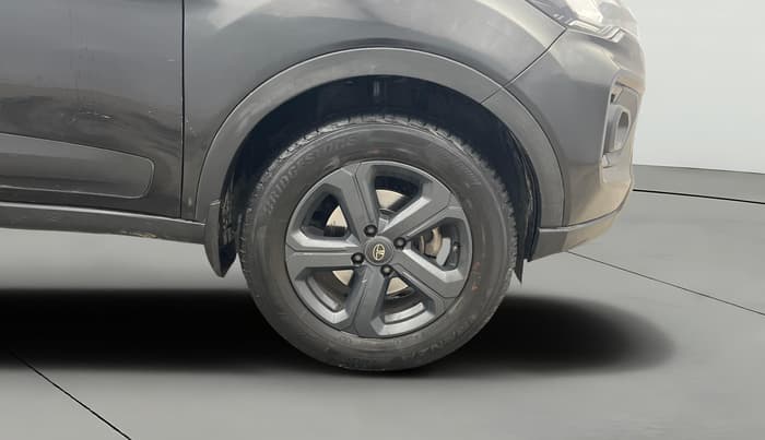 2022 Tata NEXON XZA PLUS (L) DARK EDITION, Petrol, Automatic, 65,940 km, Right Front Wheel