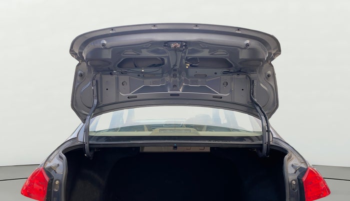 2014 Maruti Ciaz ZXI, Petrol, Manual, 65,830 km, Boot Door Open