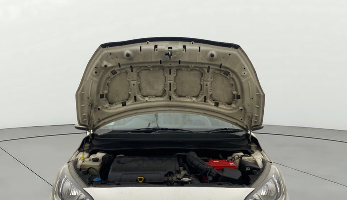 2014 Hyundai i20 SPORTZ 1.4 CRDI, Diesel, Manual, 77,055 km, Open Bonet