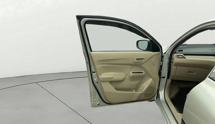 2018 Maruti Dzire LXI, CNG, Manual, 1,09,606 km, LHS Front Door