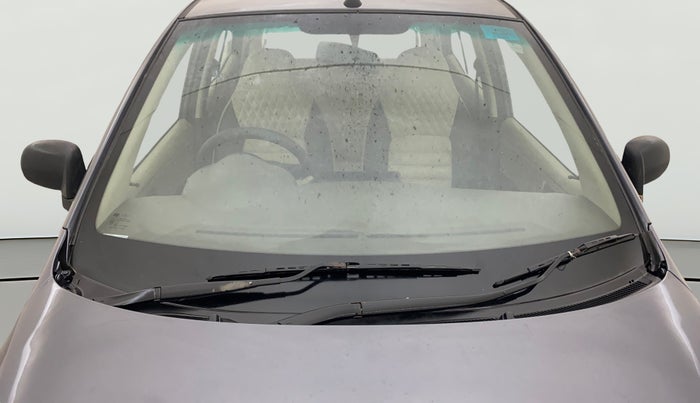 2013 Hyundai i10 MAGNA 1.1, CNG, Manual, 94,389 km, Front Windshield