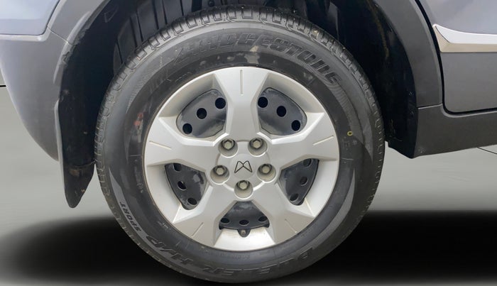 2022 Mahindra XUV300 W6 1.2 PETROL, Petrol, Manual, 18,846 km, Right Rear Wheel