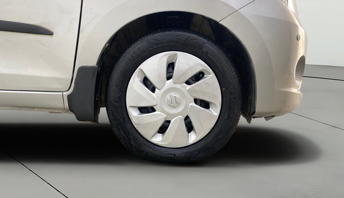 2016 Maruti Celerio VXI AMT, Petrol, Automatic, 40,635 km, Right Front Wheel