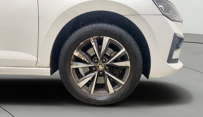 2022 Skoda SLAVIA STYLE 1.5L TSI DSG, Petrol, Automatic, 30,162 km, Right Front Wheel