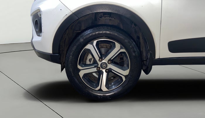 2023 Tata NEXON XZ PLUS PETROL SUNROOF, Petrol, Manual, 7,308 km, Left Front Wheel