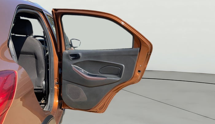 2021 Ford FREESTYLE TITANIUM 1.2 PETROL, Petrol, Manual, 9,796 km, RHS Rear Door