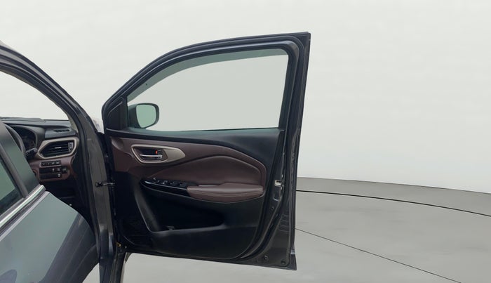 2024 Toyota Urban Cruiser Taisor V 1.0 Petrol AT, Petrol, Automatic, 25,543 km, RHS Front Door