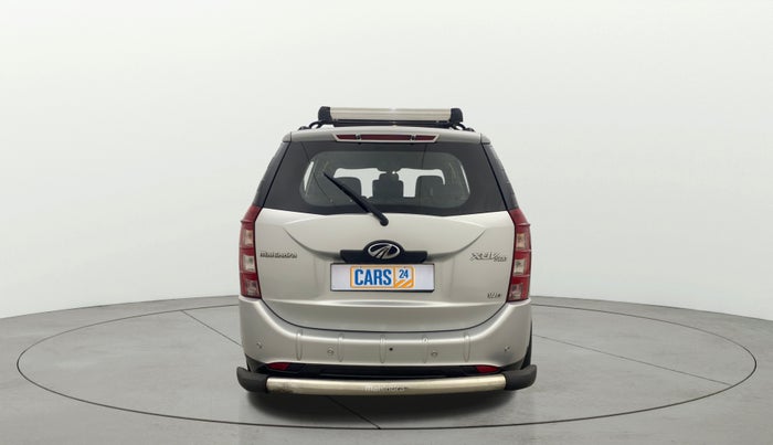 2014 Mahindra XUV500 W8, Diesel, Manual, 1,22,321 km, Back/Rear