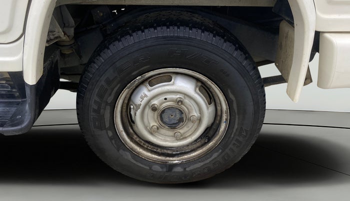 2021 Mahindra Bolero B4, Diesel, Manual, 67,014 km, Left Rear Wheel