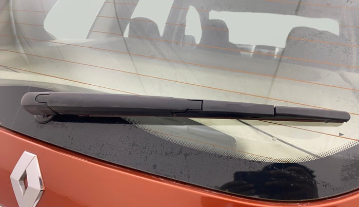 2017 Renault Duster RXS CVT, Petrol, Automatic, 50,487 km, Rear Wiper