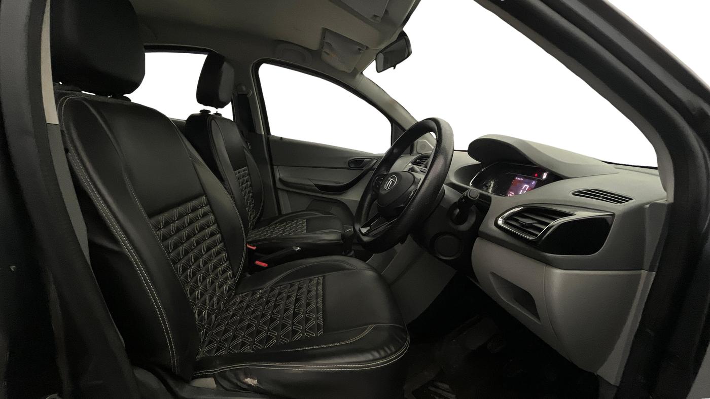 2022 Tata TIGOR XZ CNG, CNG, Manual, 67,972 km, Right Side Front Door Cabin