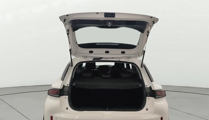 2025 Maruti FRONX DELTA PLUS 1.2L AGS, Petrol, Automatic, 5,783 km, Boot Door Open
