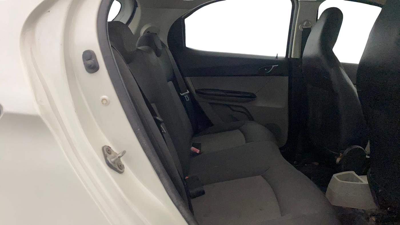 2018 Tata Tiago XT PETROL, Petrol, Manual, 81,873 km, Right Side Rear Door Cabin