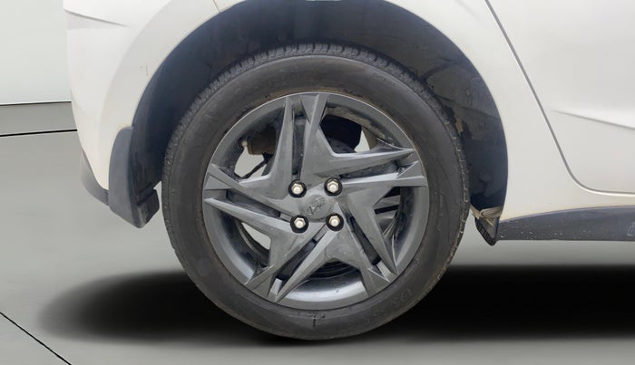 2023 Hyundai NEW I20 Sportz 1.2 IVT, Petrol, Automatic, 36,284 km, Right Rear Wheel