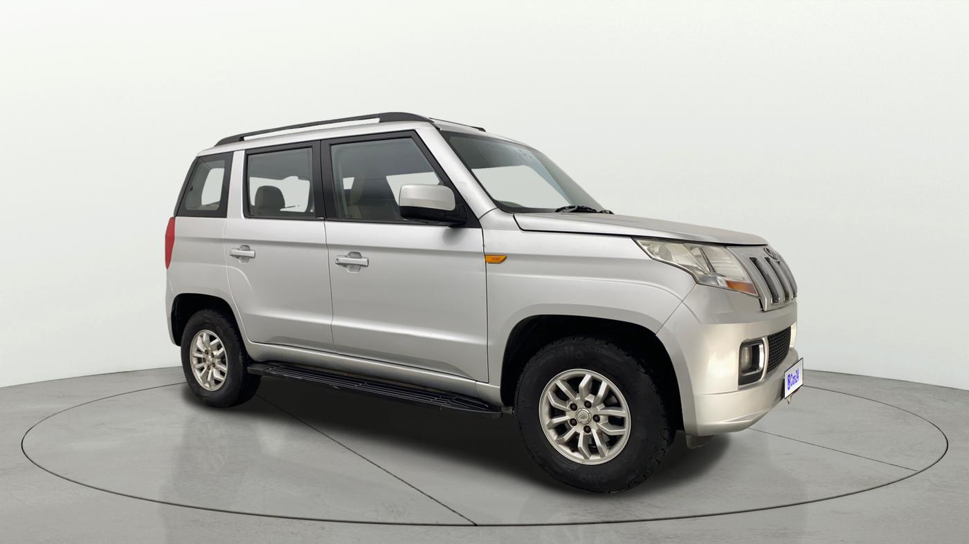 2018 Mahindra TUV300 T8, Diesel, Manual, 49,539 km, Right Front Diagonal