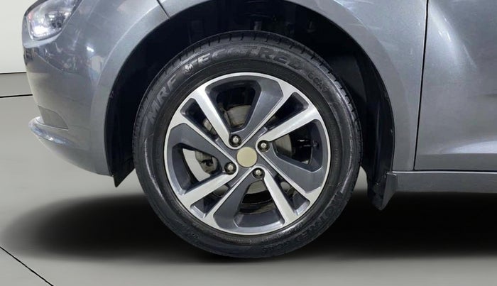 2023 Tata ALTROZ XZA, Petrol, Automatic, 44,510 km, Left Front Wheel