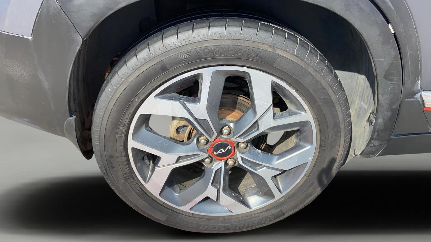 2022 KIA SELTOS X LINE 1.4 DCT, Petrol, Automatic, 83,632 km, Right Rear Wheel