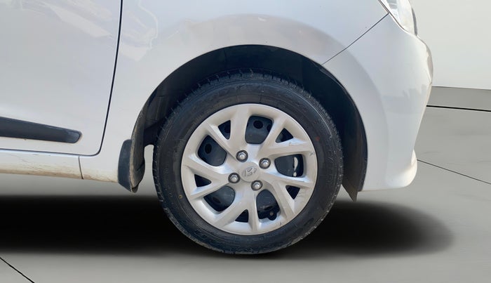 2018 Hyundai Grand i10 SPORTZ 1.2 KAPPA VTVT, Petrol, Manual, 30,616 km, Right Front Wheel