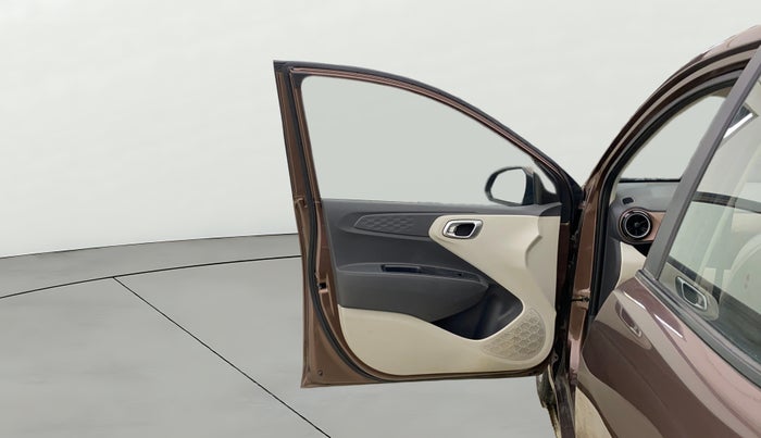 2020 Hyundai AURA SX 1.2, Petrol, Manual, 26,704 km, LHS Front Door