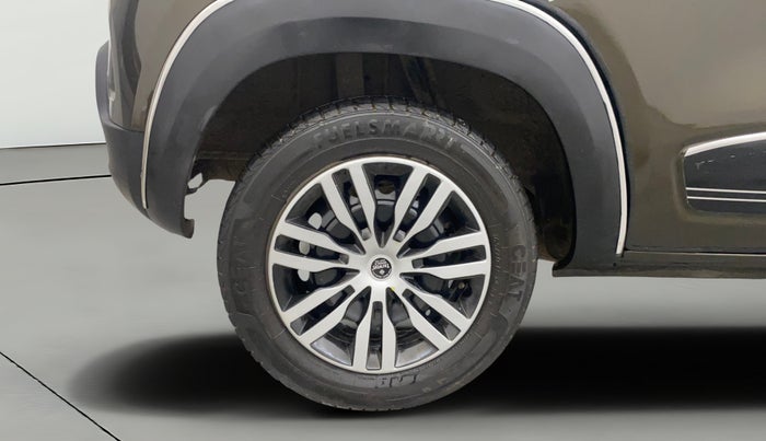 2021 Renault Kwid RXT 1.0 (O), Petrol, Manual, 36,999 km, Right Rear Wheel