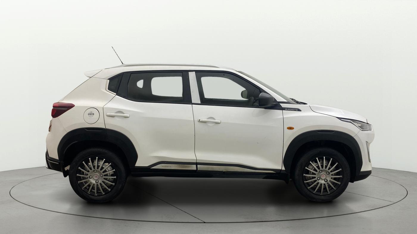 2021 Nissan MAGNITE XE, Petrol, Manual, 16,028 km, Right Side View