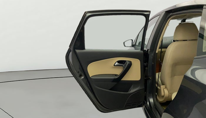 2016 Volkswagen Ameo HIGHLINE PLUS 1.5L AT 16 ALLOY, Diesel, Automatic, 1,07,334 km, LHS Rear Door