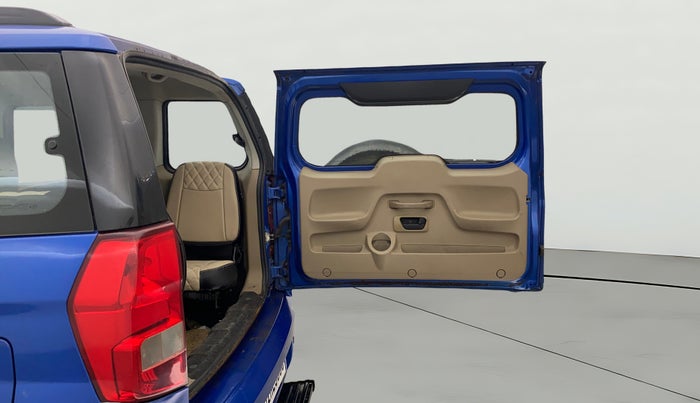 2015 Mahindra TUV300 T8 AMT, Diesel, Automatic, 99,195 km, Boot Door Open