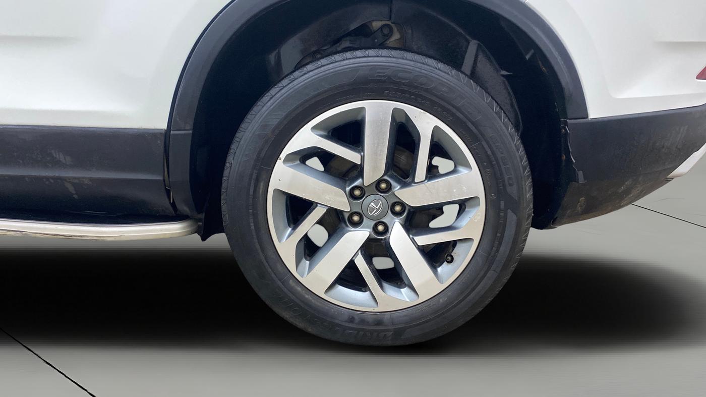 2023 Tata Safari XZA PLUS O 6STR, Diesel, Automatic, 1,11,940 km, Left Rear Wheel
