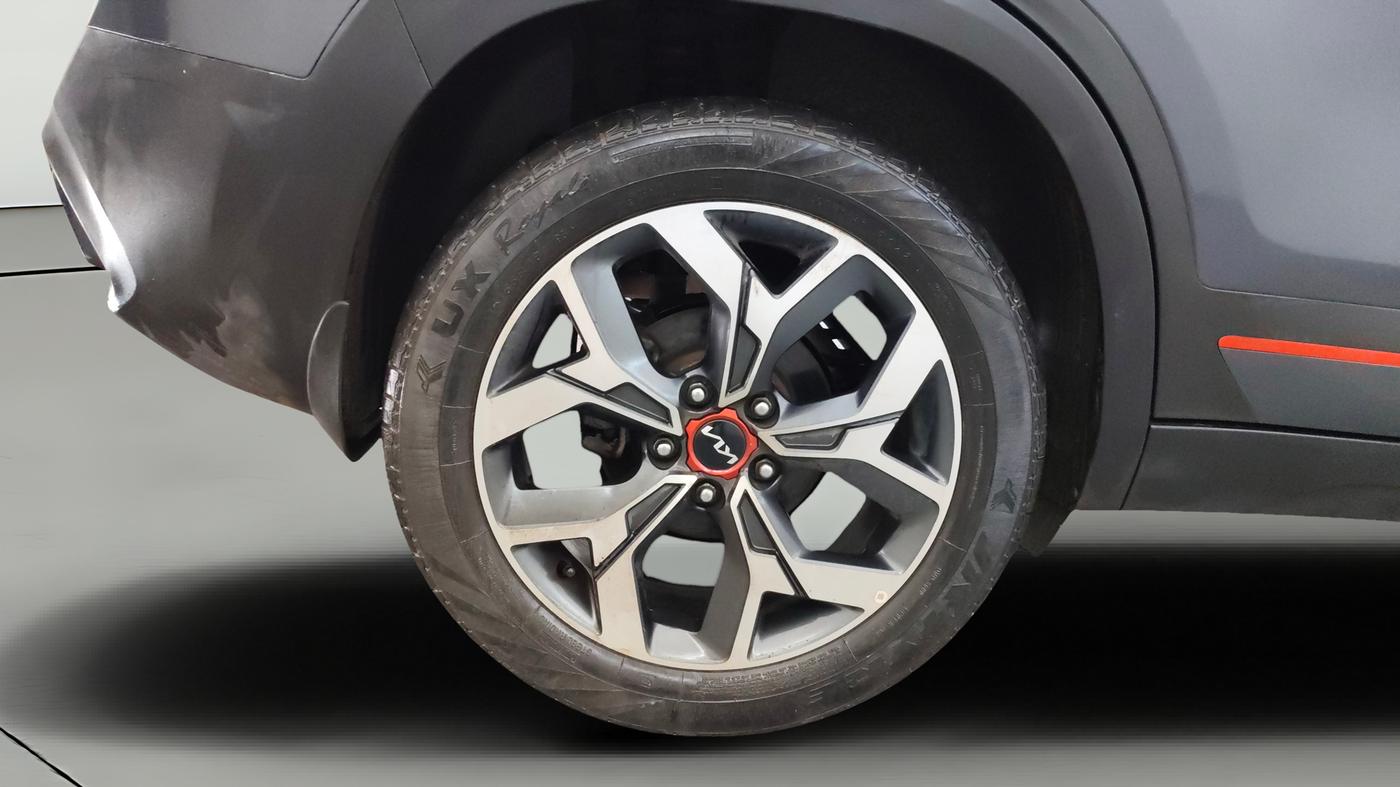 2022 KIA SELTOS X LINE 1.5 DIESEL AT, Diesel, Automatic, 42,921 km, Right Rear Wheel