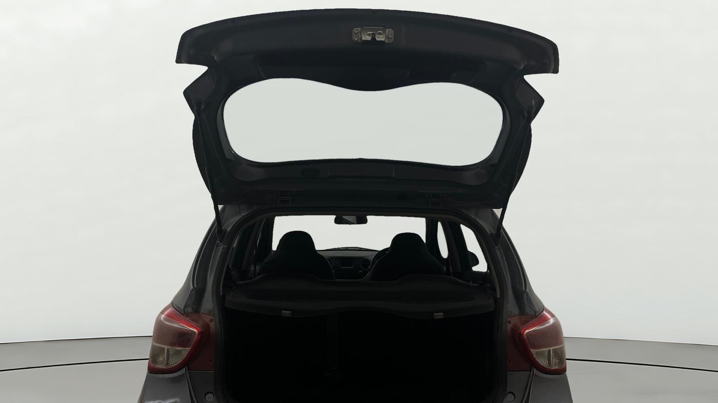 2015 Hyundai Grand i10 SPORTZ 1.2 KAPPA VTVT, Petrol, Manual, 1,13,358 km, Boot Door Open