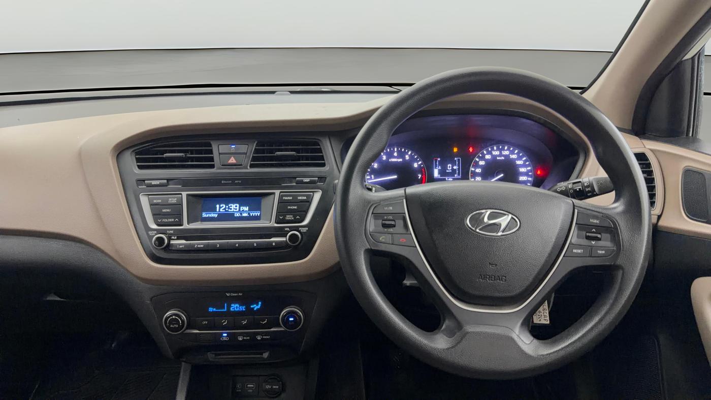 2016 Hyundai Elite i20 SPORTZ 1.2, Petrol, Manual, 45,981 km, Steering Wheel Close Up