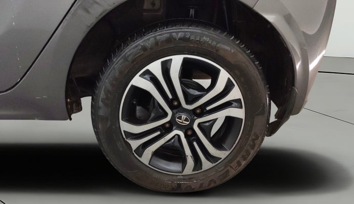 2020 Tata Tiago XZ PETROL, Petrol, Manual, 95,890 km, Left Rear Wheel