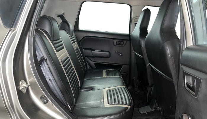 2022 Maruti New Wagon-R LXI CNG (O) 1.0, CNG, Manual, 94,854 km, Right Side Rear Door Cabin