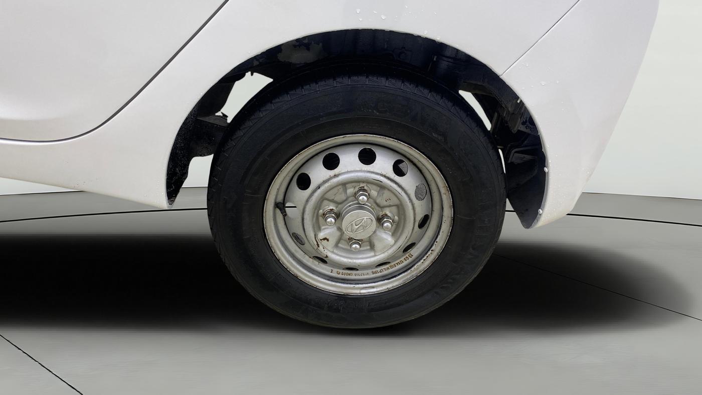 2013 Hyundai Eon ERA +, Petrol, Manual, 66,229 km, Left Rear Wheel