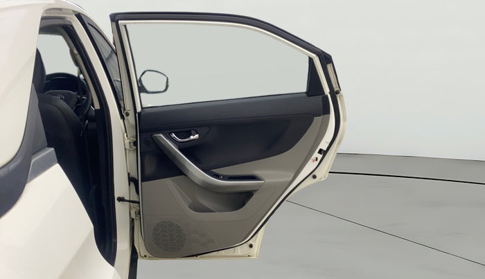 2018 Tata NEXON XZ PLUS DIESEL, Diesel, Manual, 42,587 km, RHS Rear Door