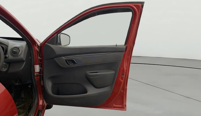 2016 Renault Kwid RXT 1.0, Petrol, Manual, 49,276 km, RHS Front Door