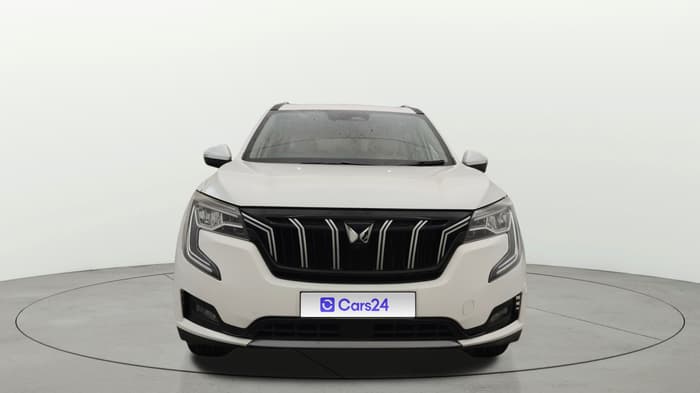 2023 Mahindra XUV700 AX 7 LUXURY D AWD AT 7 STR, Diesel, Automatic, 30,276 km, Front